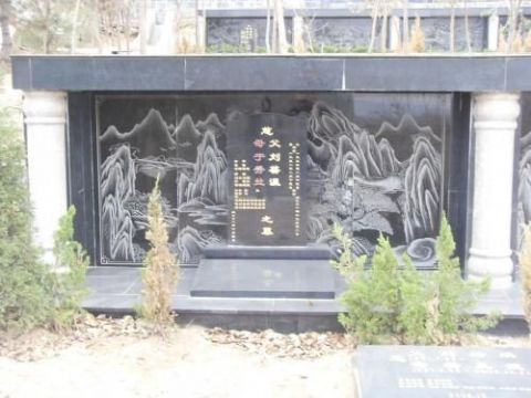 点击查看详细信息<br>标题：陵园系列 阅读次数：2715