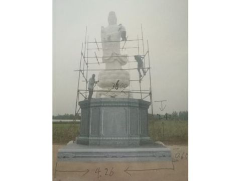 点击查看详细信息<br>标题：人物雕塑 阅读次数：1662