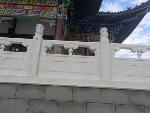 点击查看详细信息<br>标题：石雕栏杆 阅读次数：1470