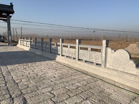 点击查看详细信息<br>标题：石雕栏杆 阅读次数：1697